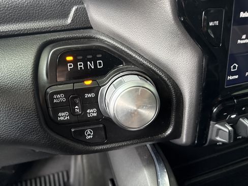 Used 2024 RAM 1500 Laramie AWD/4WD image 25