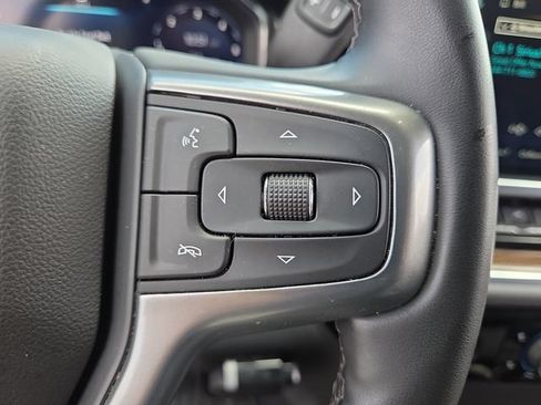 Used 2024 Chevrolet Silverado 1500 LT AWD/4WD image 25