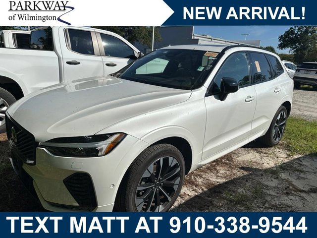 Used 2026 Volvo XC60 B5 Plus AWD/4WD image 1