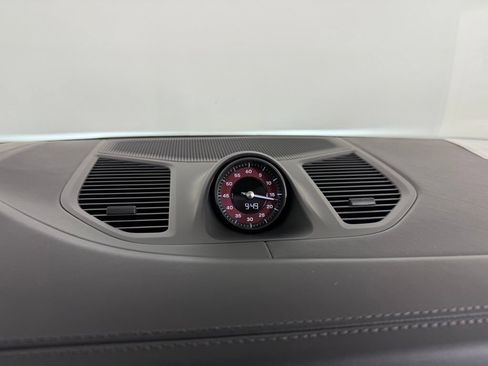 Certified 2025 Porsche Cayenne S AWD/4WD image 22