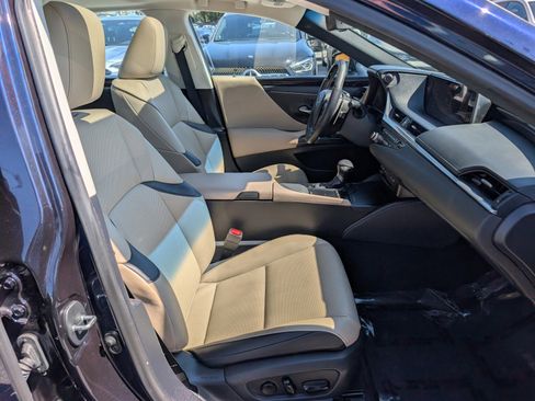 Used 2021 Lexus ES 350 w/ Premium Package image 11