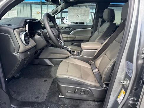 New 2026 Chevrolet Colorado ZR2 w/ Technology Package AWD/4WD image 10