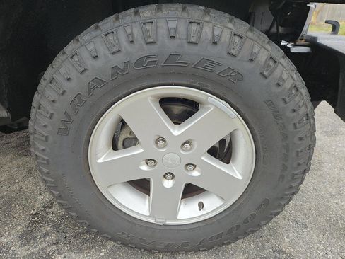 Used 2014 Jeep Wrangler Unlimited Sport w/ Quick Order Package 23S image 26