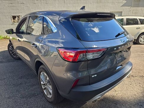 Used 2022 Ford Escape SE FWD image 8