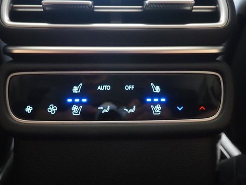 Used 2025 Genesis GV80 3.5T Prestige image 26