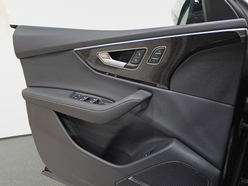 New 2026 Audi Q8 Premium Plus image 26