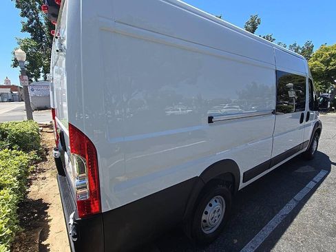 Used 2023 RAM ProMaster 3500 FWD image 2