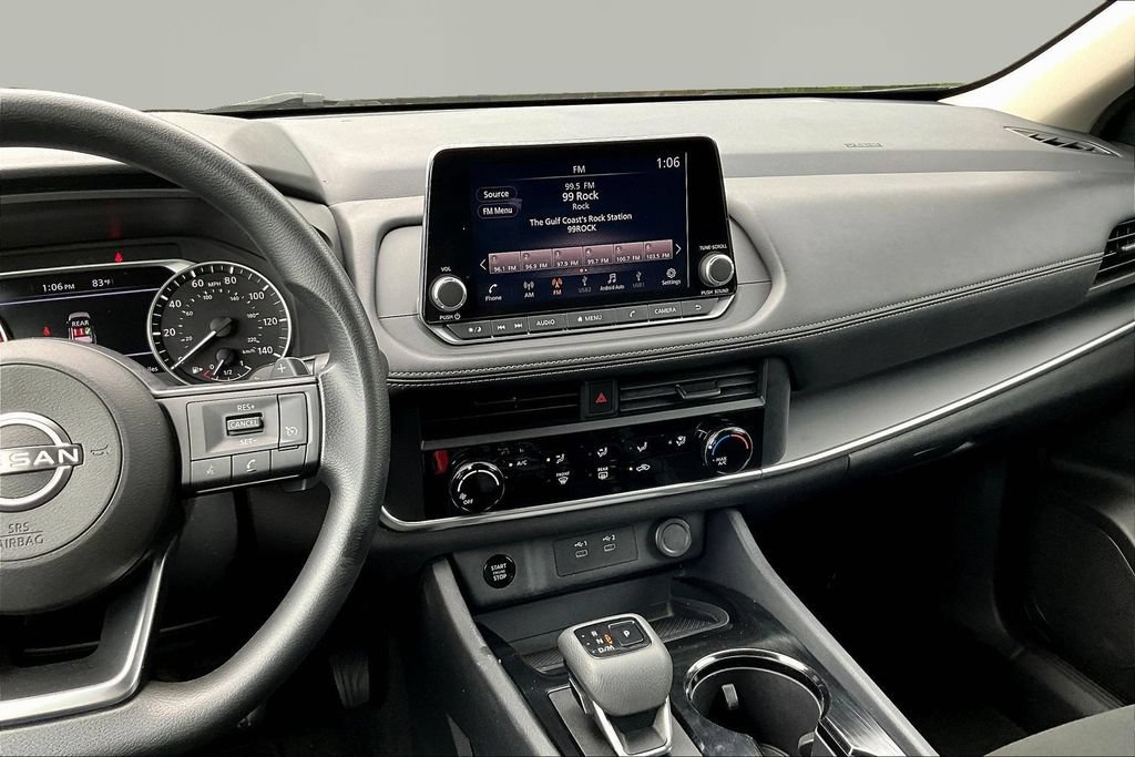 Used 2024 Nissan Rogue S FWD image 11
