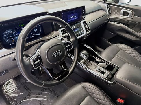 Used 2021 Kia Sorento SX image 7