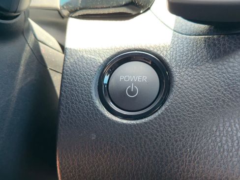 Used 2026 Toyota Camry SE w/ Multimedia Upgrade Package image 20