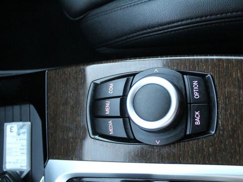 Used 2019 BMW X3 sDrive30i w/ Driving Assistance Package image 25