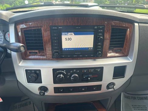 Used 2007 Dodge Ram 1500 Truck Laramie AWD/4WD image 17