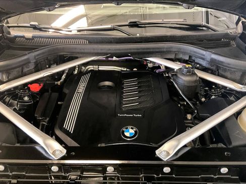 Used 2022 BMW X5 xDrive40i w/ Premium Package image 29