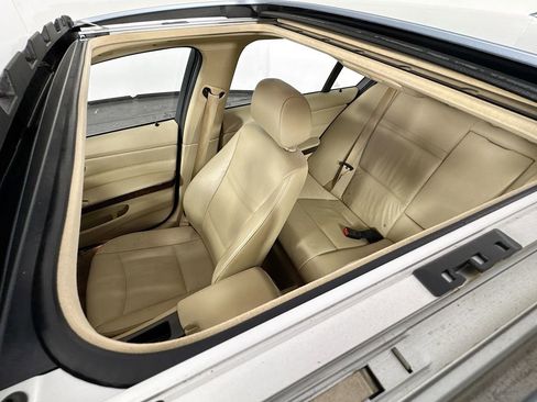 Used 2011 BMW 328i Sedan image 24