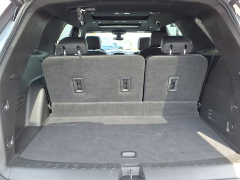 Used 2023 Chevrolet Traverse High Country w/ LPO, Cargo Package FWD image 31