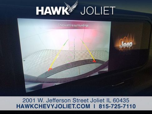 Used 2024 Jeep Wrangler Sahara image 16