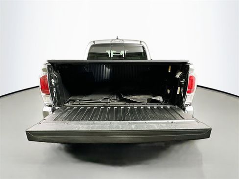 Used 2023 Toyota Tacoma TRD Sport image 34