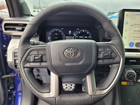 Used 2024 Toyota Tacoma TRD Sport w/ TRD Sport Upgrade Package RWD image 29