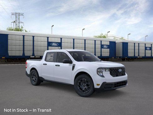 New 2026 Ford Maverick XLT image 3