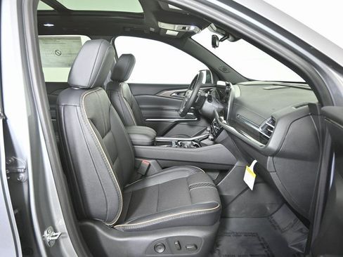 New 2026 Chevrolet Traverse High Country AWD/4WD image 13