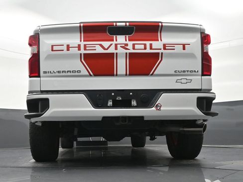 Used 2021 Chevrolet Silverado 1500 Custom RWD image 26
