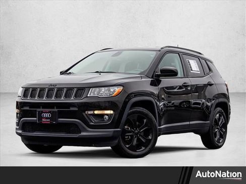 Used 2019 Jeep Compass Altitude image 1
