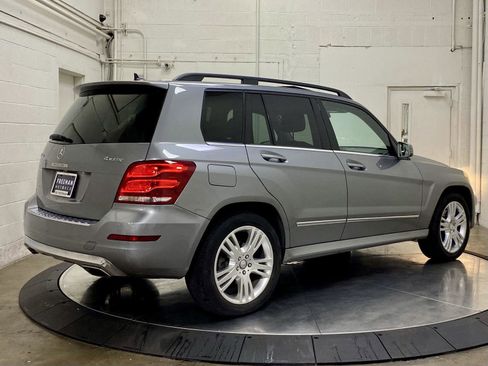Used 2013 Mercedes-Benz GLK 350 4MATIC image 9