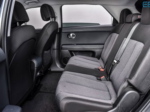 Used 2024 Hyundai Ioniq 5 SEL image 18