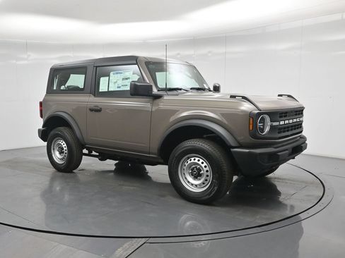 New 2026 Ford Bronco 2-Door AWD/4WD image 50