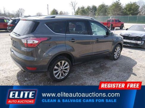Used 2017 Ford Escape Titanium image 8