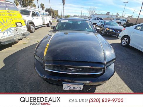 Used 2013 Ford Mustang Coupe image 2