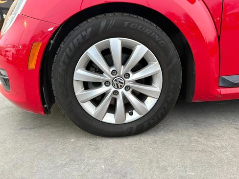 Used 2014 Volkswagen Beetle 1.8T FWD image 26