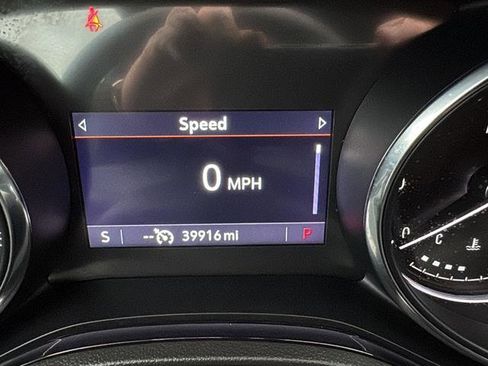 Used 2023 Buick Encore GX Preferred w/ Cold Weather Comfort Package image 19