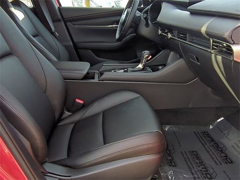 Used 2025 MAZDA MAZDA3 s image 19