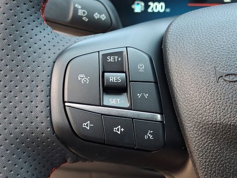 Certified 2023 Ford Escape ST-Line Elite AWD/4WD image 24