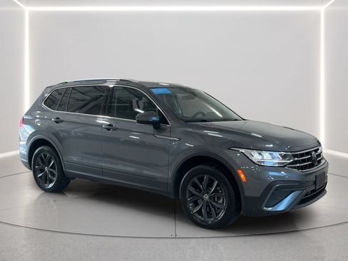 Certified 2024 Volkswagen Tiguan SE AWD/4WD image 8