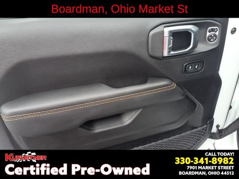 Used 2023 Jeep Wrangler Unlimited Sahara AWD/4WD image 11