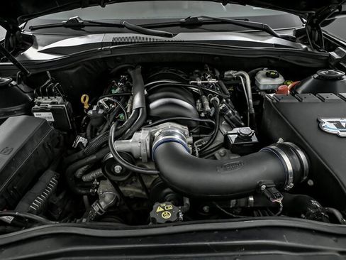 Used 2010 Chevrolet Camaro SS image 14