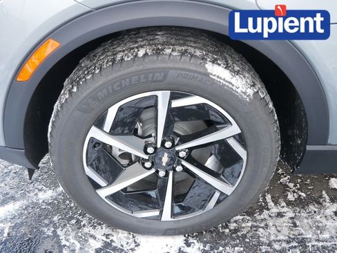 New 2026 Chevrolet Equinox EV LT image 11