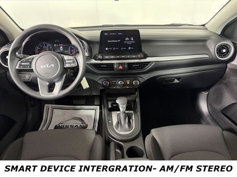 Used 2024 Kia Forte LXS w/ LXS Technology Package image 4