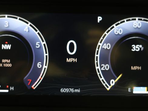 Used 2022 Jeep Grand Cherokee L Limited AWD/4WD image 13