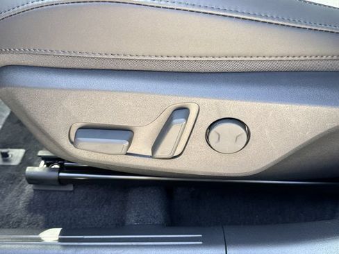 New 2026 Kia Niro Wind FWD image 19