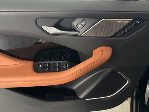 Used 2024 Jaguar I-PACE R-Dynamic HSE image 14