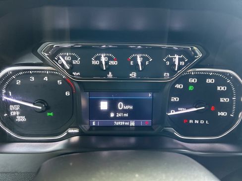 Used 2021 GMC Sierra 1500 AT4 w/ AT4 Preferred Package AWD/4WD image 23