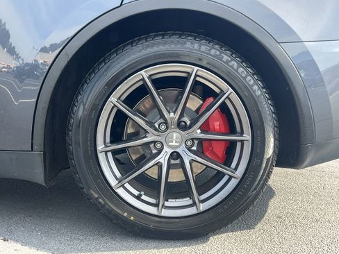 Used 2021 Tesla Model Y Long Range image 29