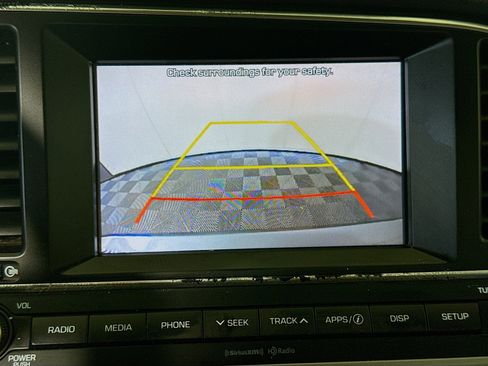 Used 2018 Hyundai Elantra SEL image 19