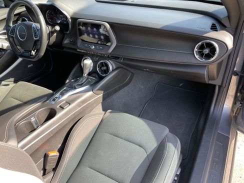 Used 2022 Chevrolet Camaro LT w/ RS Package image 34