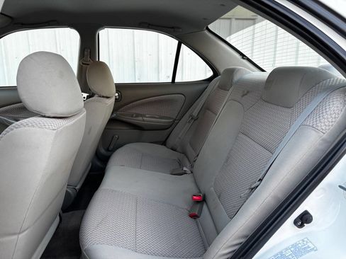 Used 2004 Nissan Sentra 1.8 w/ Convenience Pkg image 10