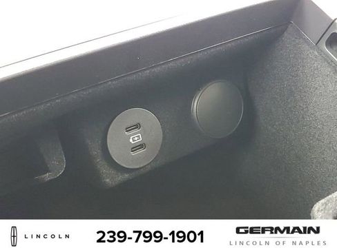 New 2025 Lincoln Aviator Premiere image 32