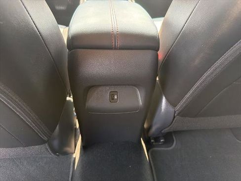 Certified 2025 Nissan Sentra SR w/ SR Premium Package FWD image 5